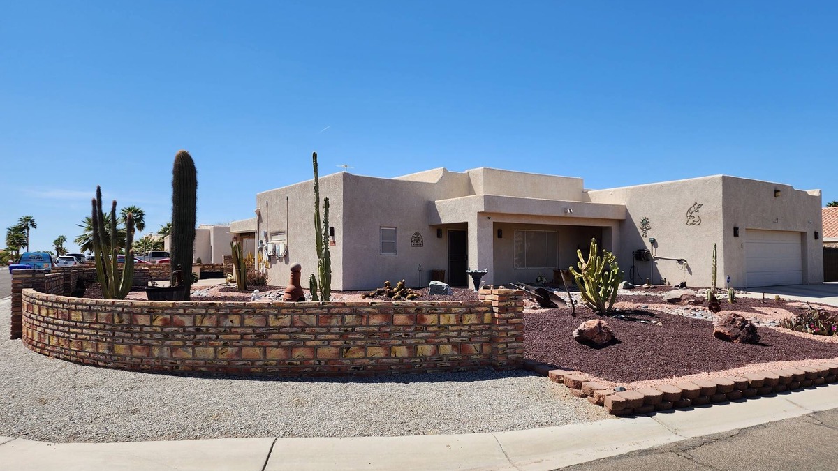 Foothills House | Foothill Sunrises & Desert Sunsets from this beautiful 2B/2Ba house.
