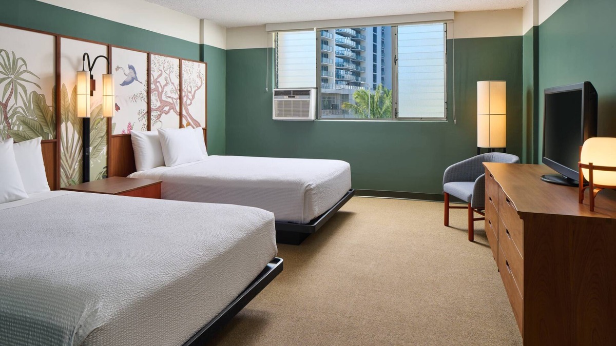 Ala Moana Hotel | For the Whole Family! 2 Great Units, Peaceful Sun Terrace, Poolside Comfort