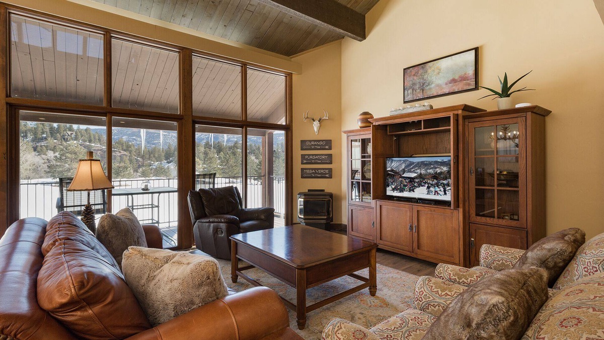 Purgatory House | Fore the Views Townhome (#710) | Golf, AC, Pool/Hot Tub, Deck - 10 min to Ski