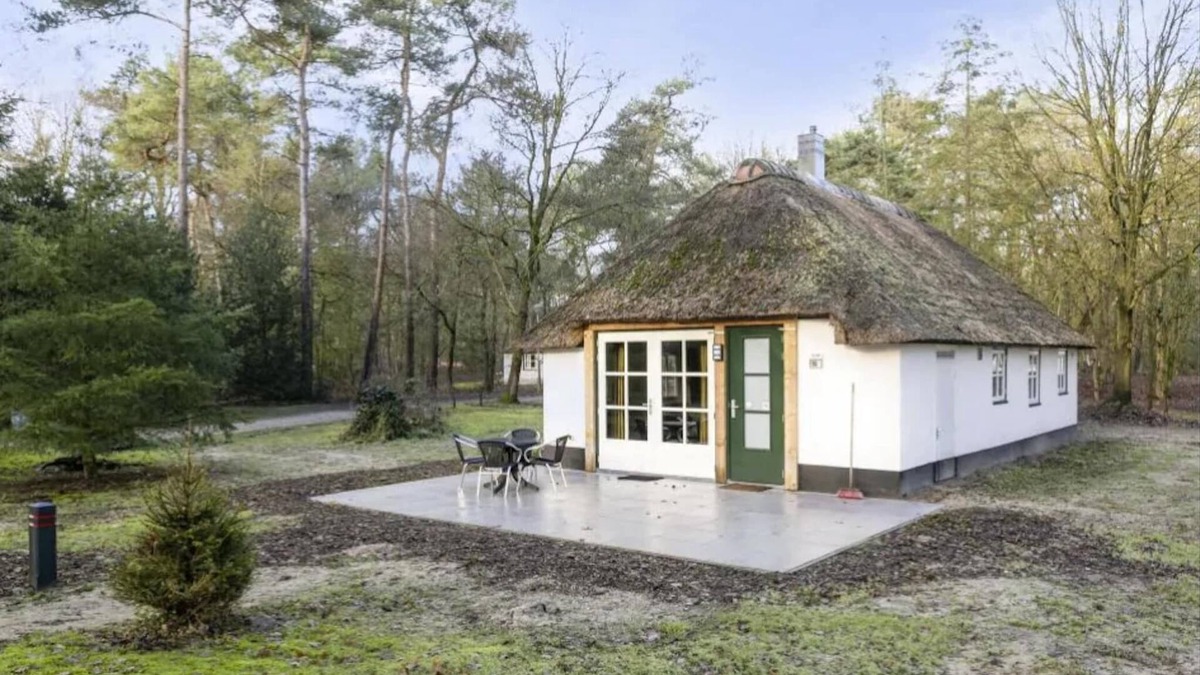 Herpen House | forest bungalow in Herperduin