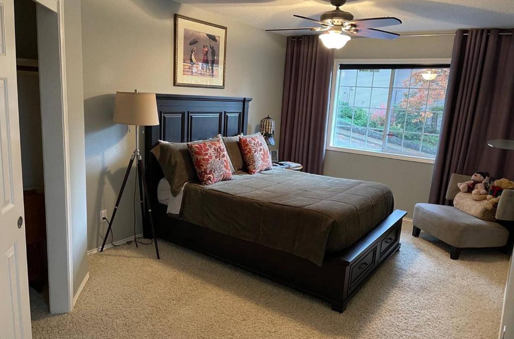 Beaverton House | Forest & City Views - Near Portland, Nike & Intel