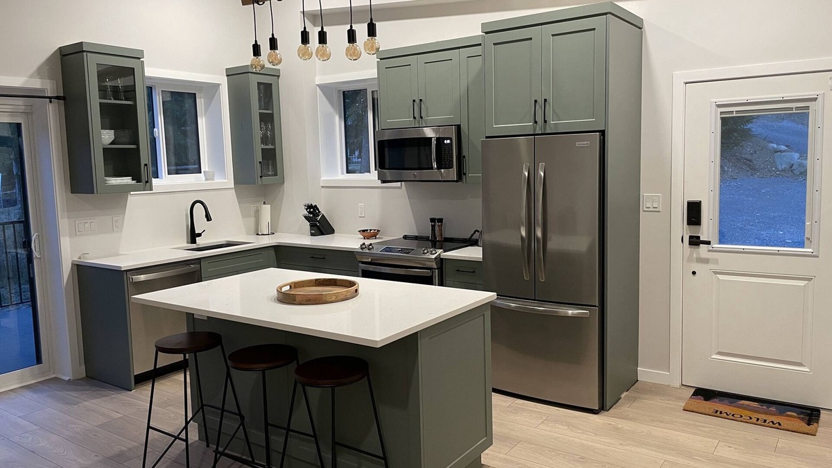 Mill Bay Cottage | Forest getaway - private secluded paradise escape