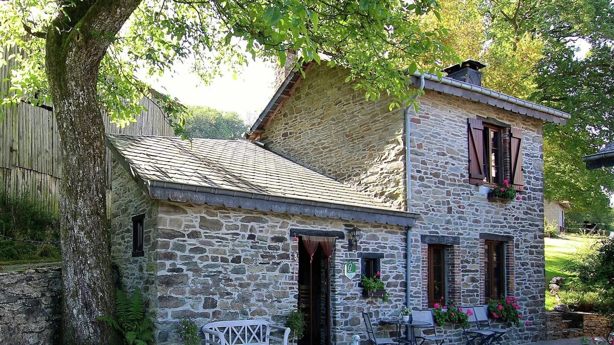 Baillamont Cottage | Forest Hideaway, Baillamont