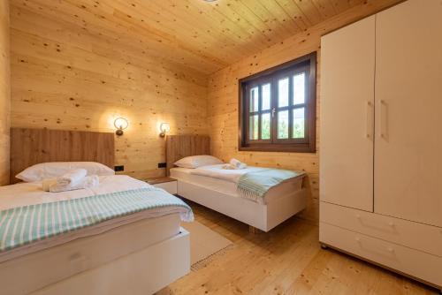 Seliste Ski Chalet | Forest Paradise