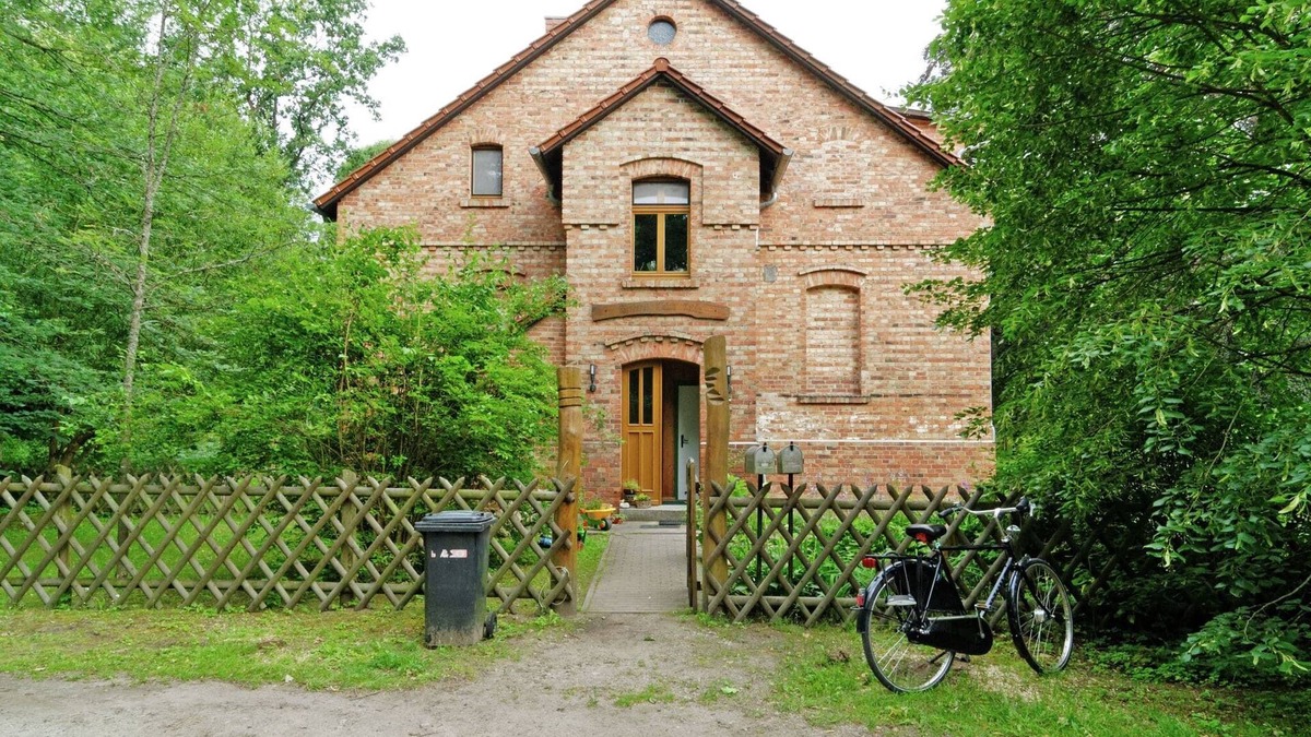 Furstenwalde/Spree Apartment | Forest Retreat Near Berlin