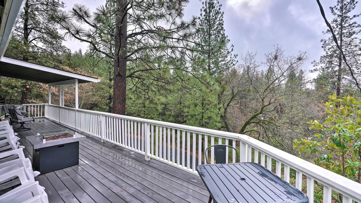 Pine Grove House | Forest-View Deck + Fire Pits: Pine Grove Retreat!