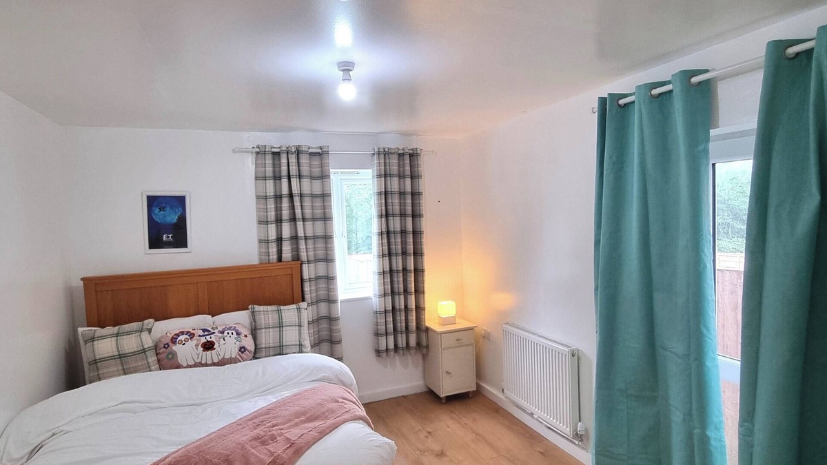 Gillingham Apartment | Forge Lane Cozy Apartment