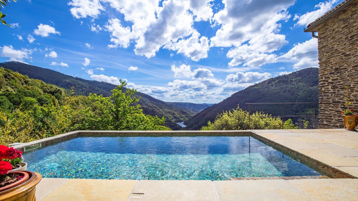 Malarce-sur-la-Thines House | Former Ardèche farmhouse with stunning views and heated swimming pool - 8 people