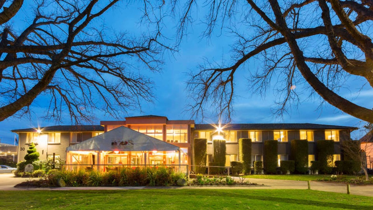 Forrest Hotel | Forrest Hotel and Apartments