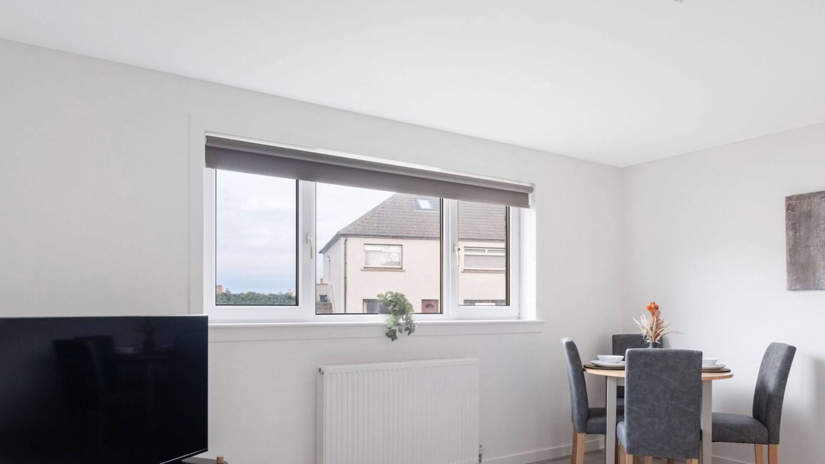 Peterhead Apartment | Forrest Road Stay - SJA Stays - Modern 2 Bed