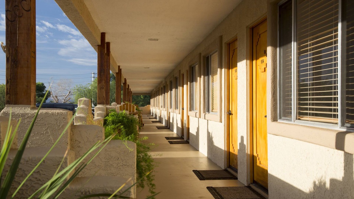 Camp Verde Hotel | Fort Verde Suites Motel
