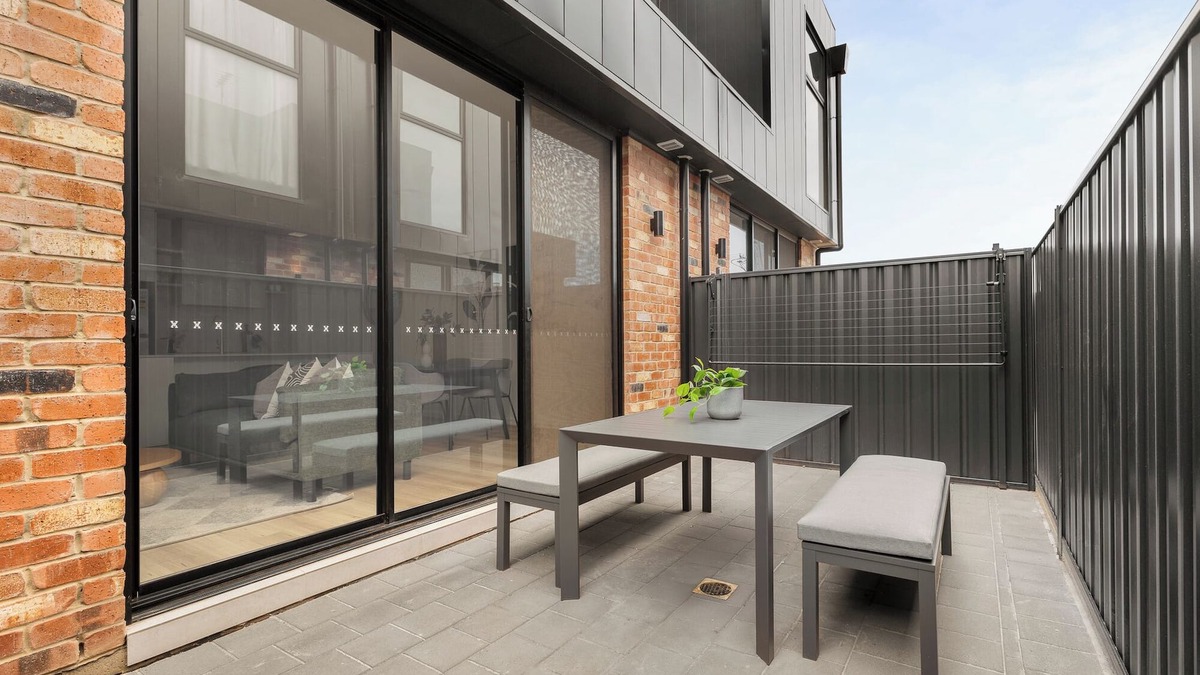 Bowden Apartment | Foundry Lane Apartments by Urban Rest