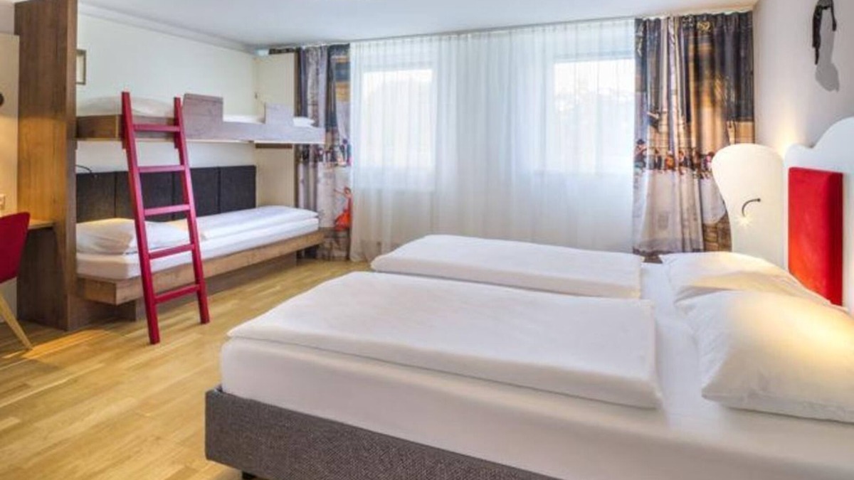 Nonntal House | Four-bed room - JUFA Hotel Salzburg City*