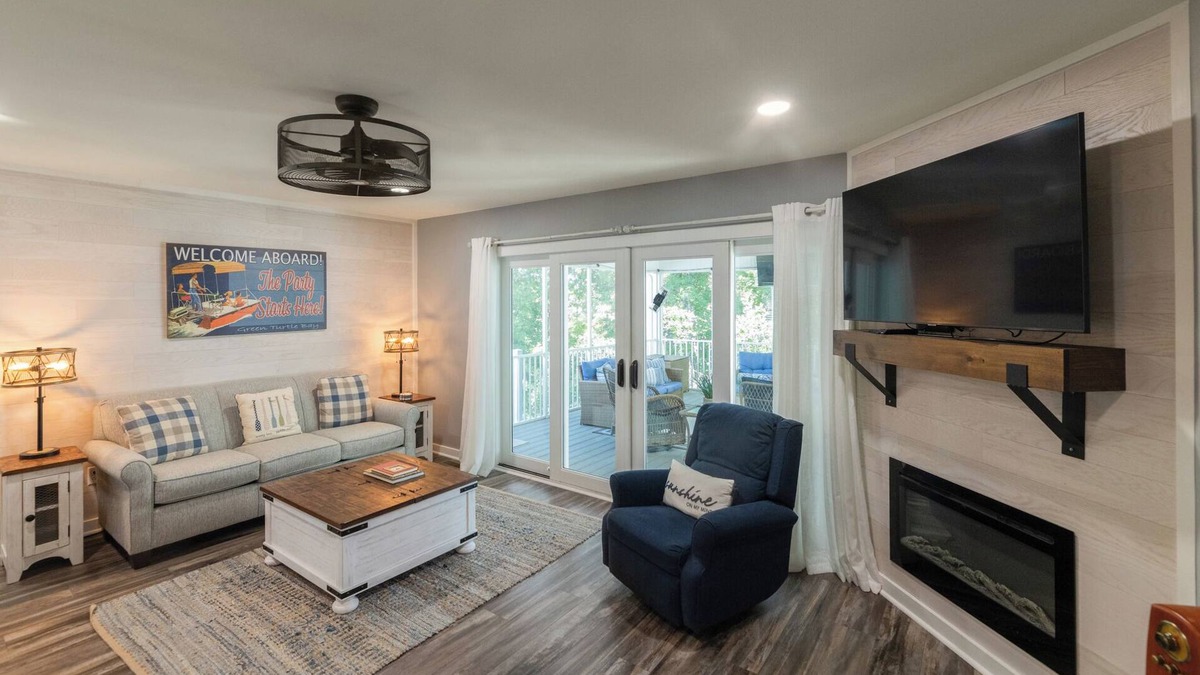 Grand Rivers Condo | Four Bedroom Yacht Condo