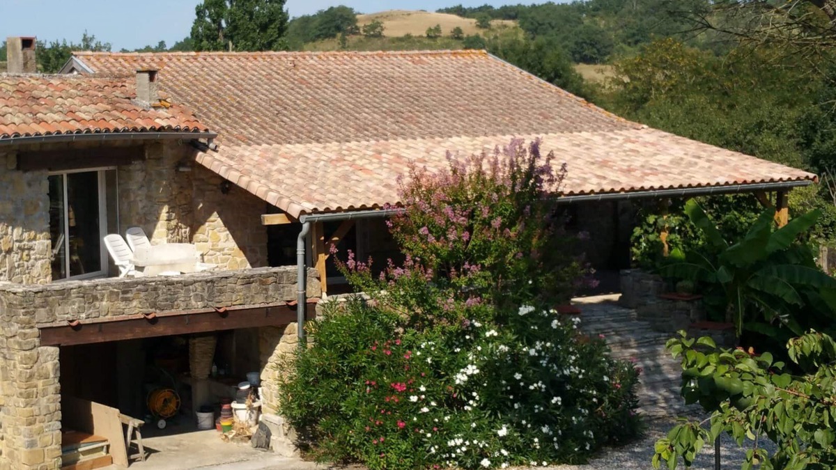 Limbrassac Cottage | Four independent cottages in an old farmhouse with swimming pool - "Bourgogne"