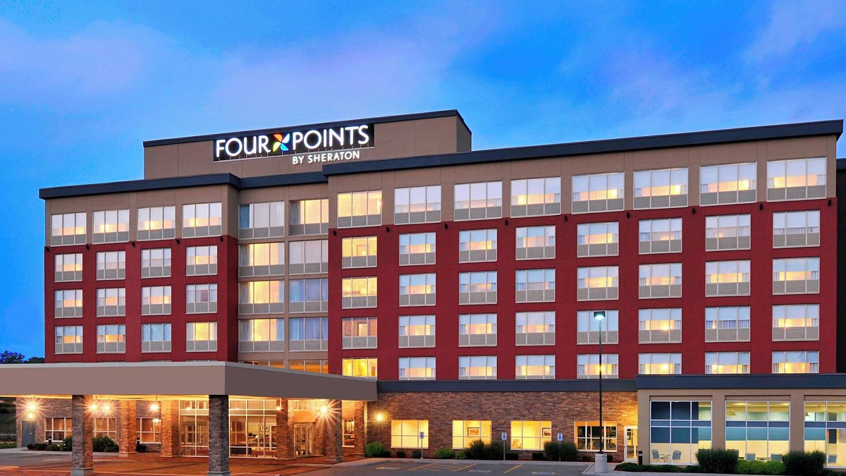 Cambridge Hotel | Four Points by Sheraton Cambridge Kitchener, Ontario