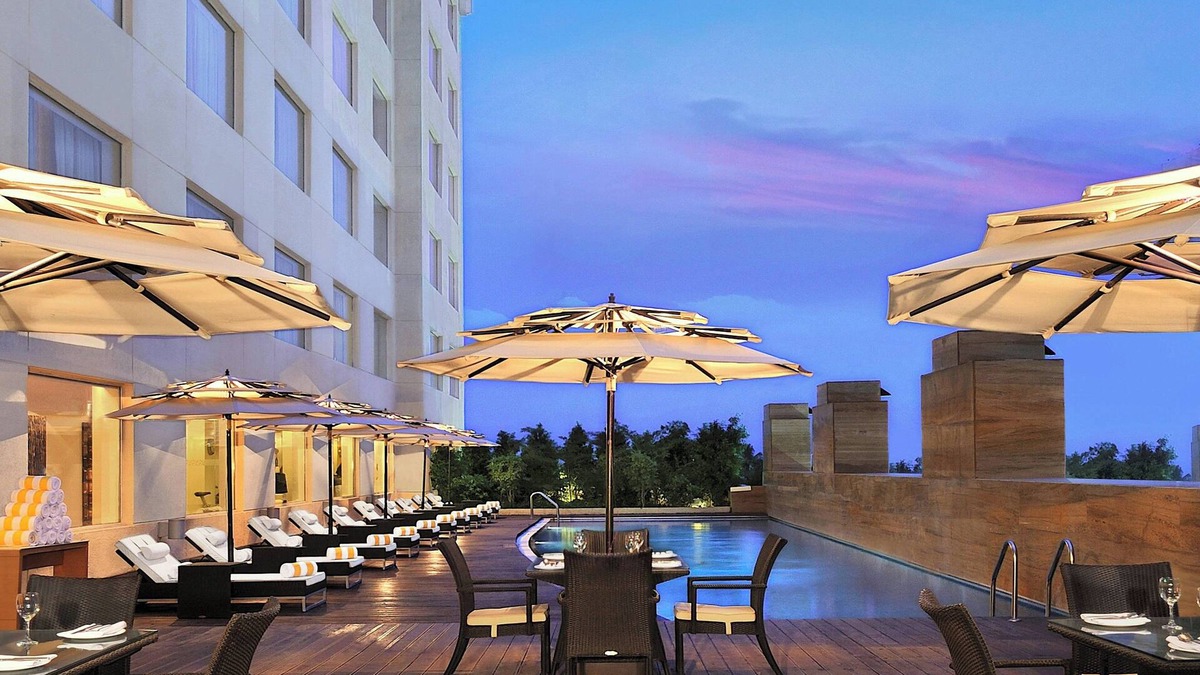 Clover Park Hotel | Four Points by Sheraton Hotel & Serviced Apartments, Pune