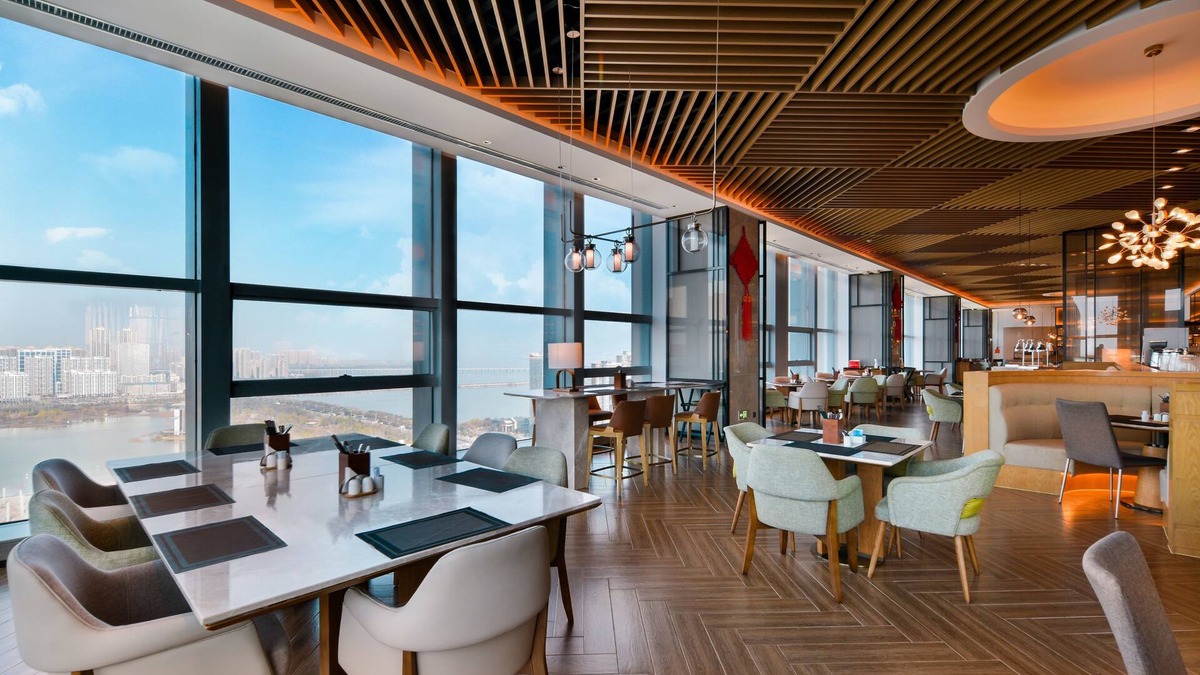 Jiangxia District Hotel | Four Points by Sheraton Wuhan, Jiangxia