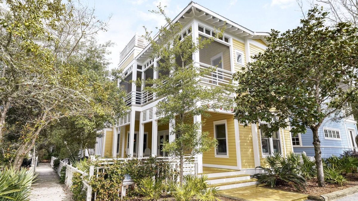 Seaside House | Four Porches and Private Tower in Seaside, FL + 2 Adult Bikes!
