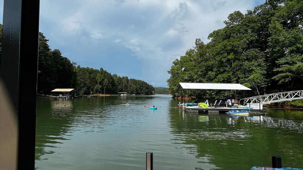 Martin House | Four Seasons Farmhouse Retreat on Lake Hartwell