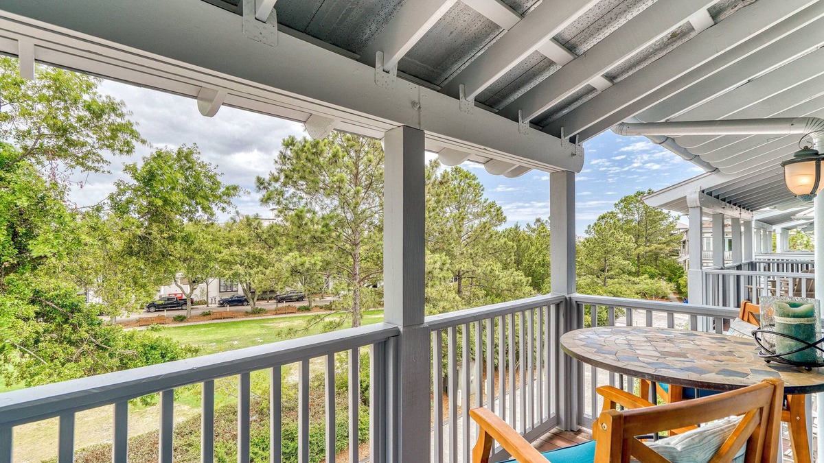 Treetop Condo | Four Stars Flat - Close to St. Augustine Green & Cabana Pool