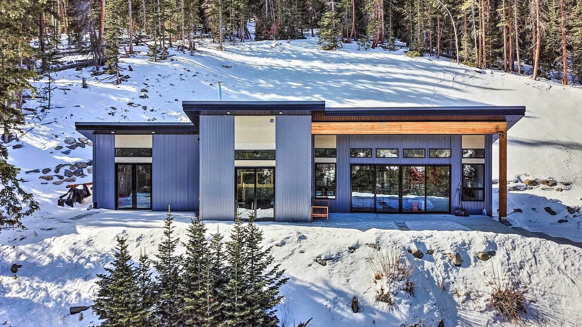 Alma House | ‘Four Voices’ Home: Mountain Views, 15 Mi to Breck