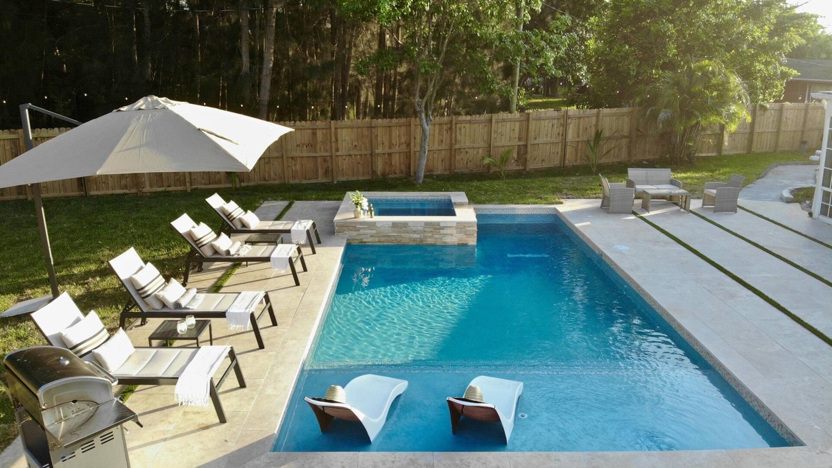 Central Fort Lauderdale House | Fox Garden Luxury Boho Near Downtown & Beach