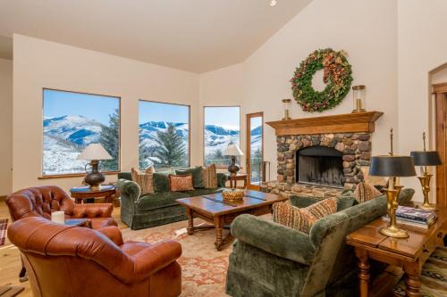 Highlands House | Fox Run Home
