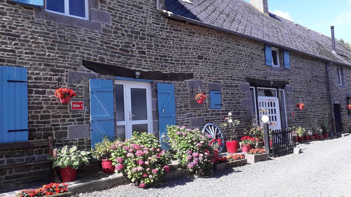Saint-Aubin-de-Terregatte Other | FOXES FARM 18TH CENTURY FARMHOUSE, Nr MONT SAINT MICHEL NORMANDY