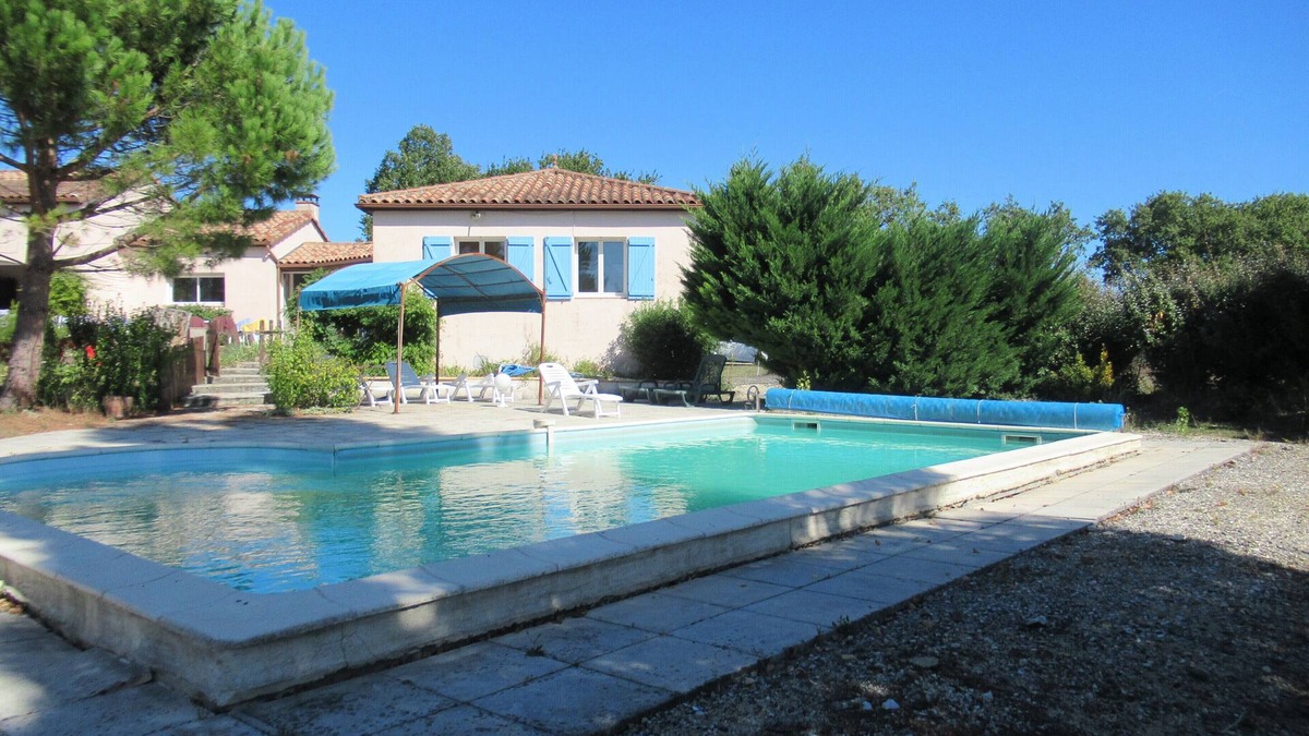 Castelnau-Montratier-Sainte-Alauzie Villa | 'Fontenilles' Quercy Blanc