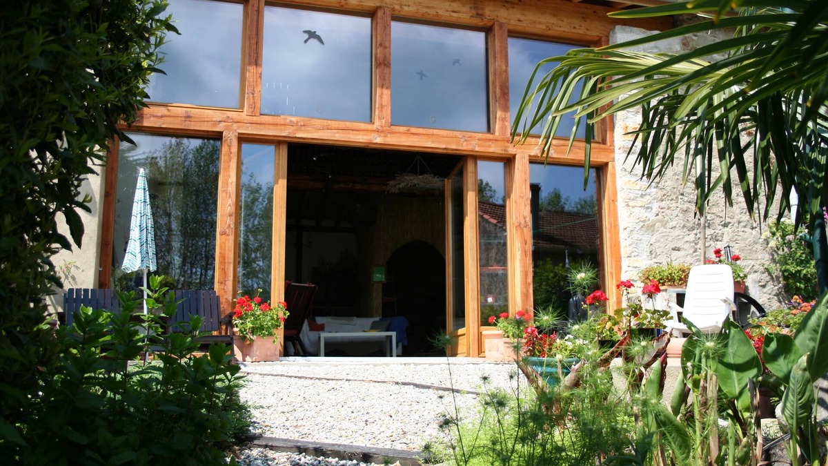 Escueillens-et-Saint-Just-de-Belengard Apartment | Rustic loft in rural village 25 minutes south of Carcassonne