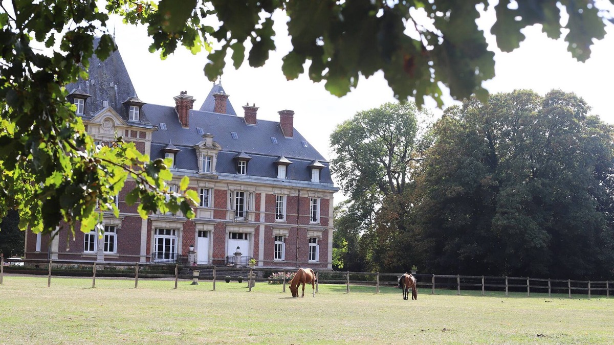 La Chapelle-du-Bois-des-Faulx House | Aîle du Château de la Chapelle du Bois des Faulx