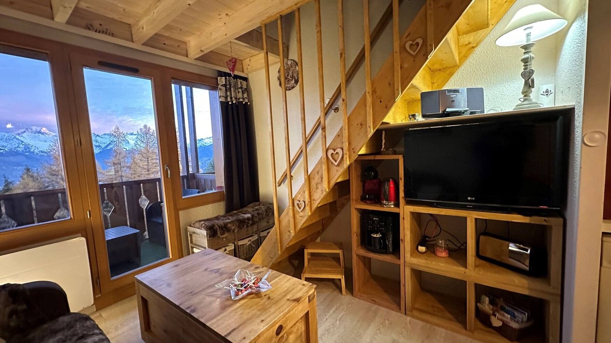 Bellentre Apartment | Renovated duplex 3R+cab 6 ppl, balcony, Mont Blanc view
