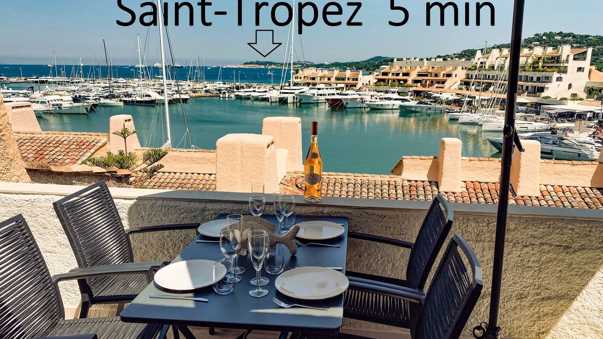 Port Cogolin Apartment | Luxe Penthouse Les Pieds dans l'Eau Saint-Tropez!4