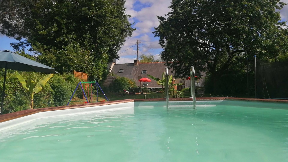 Saint-Nicolas des Eaux House | Ti dour house in brittany 4 pers heated pool 25 min from the sea