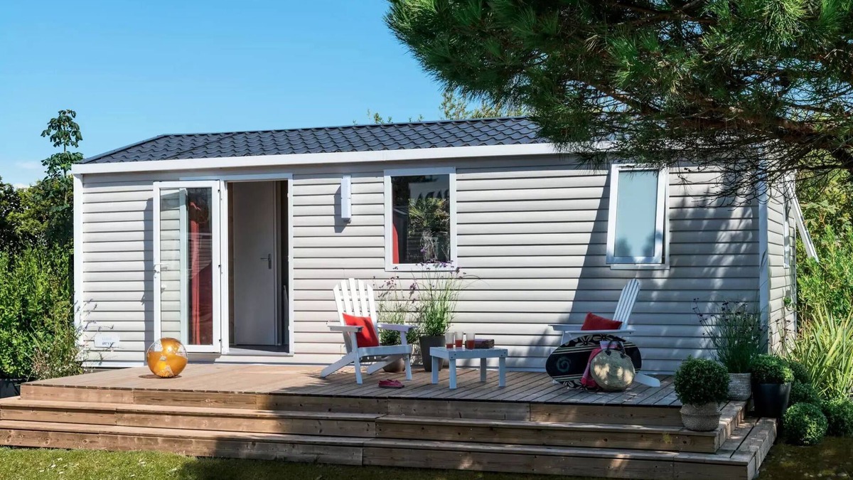 Saint-Martin-Lars-en-Sainte-Hermine House | Naturist campsite Le Colombier* - Mobile home Privilège Mourat 3 Rooms 4 People