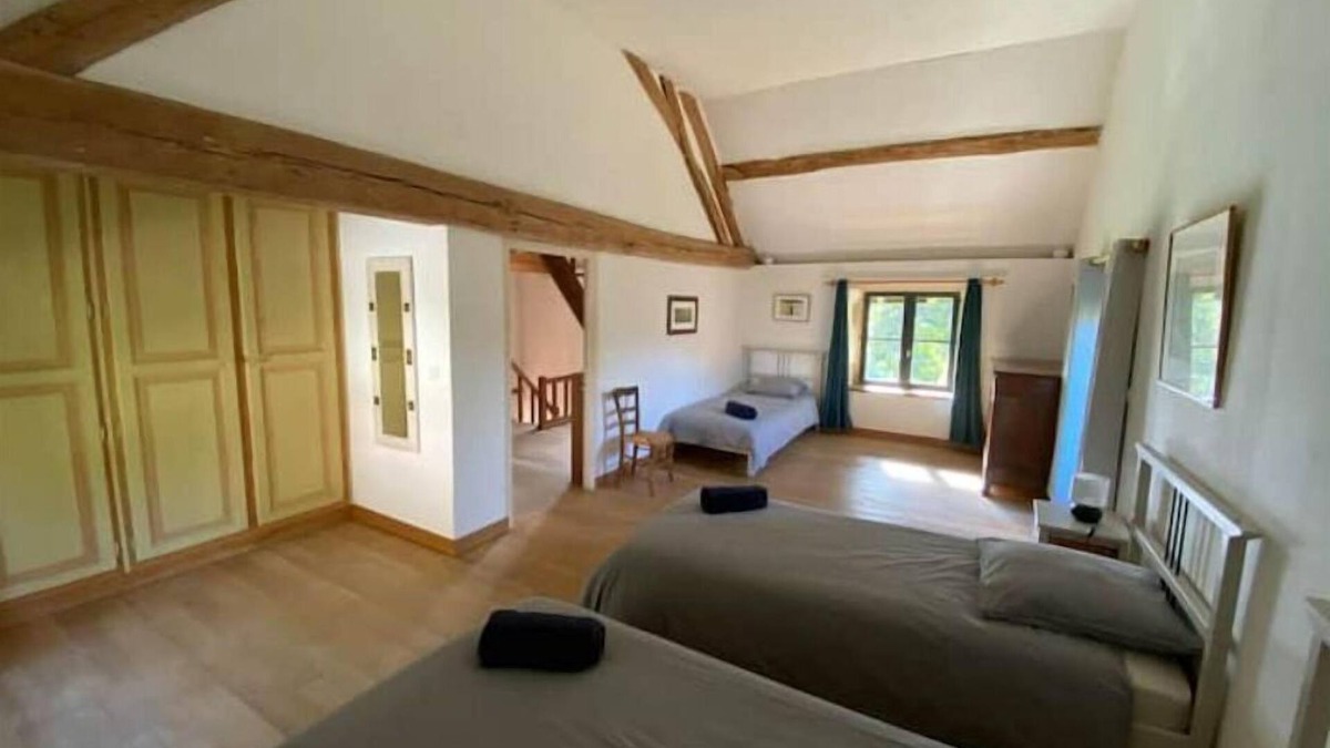 Treigny House | Bourg Sans Paille
