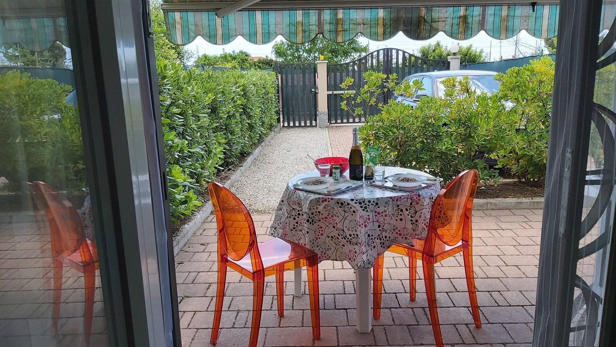 Massa House | Fra Mari, Monti, Castelli