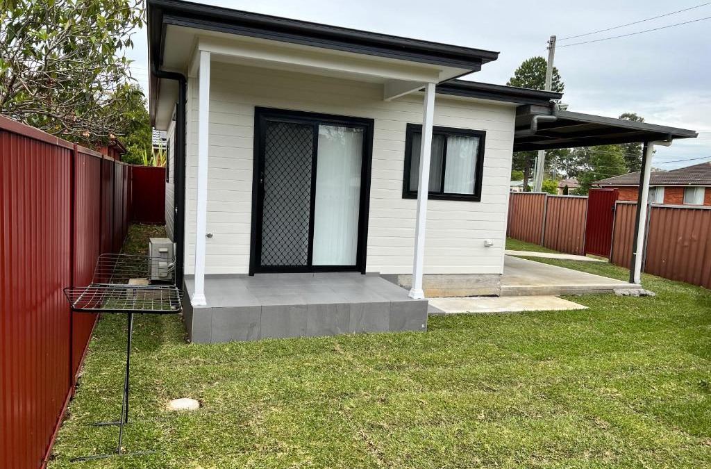 Doonside Apartment | Fragrant Home-68A Brand New 2 rooms House with beautiful private garden and entrance,5G wifi