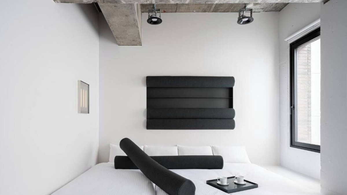 Chuo Hotel | Framing Your Sleep Room @ Tokyo Street Art Hotel