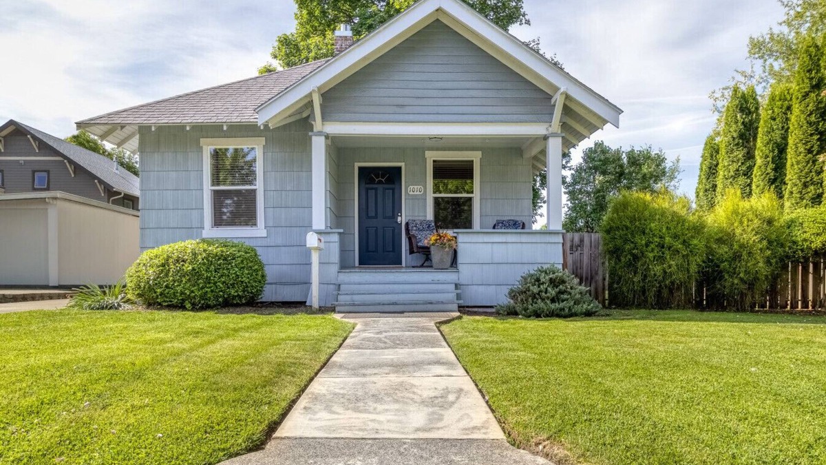 Walla Walla House | Francis House · Francis House a Bungalow - Close to Everything