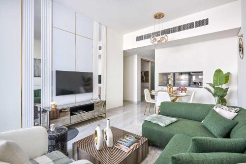 Dubai Apartment | Frank Porter - Gemz by Danube