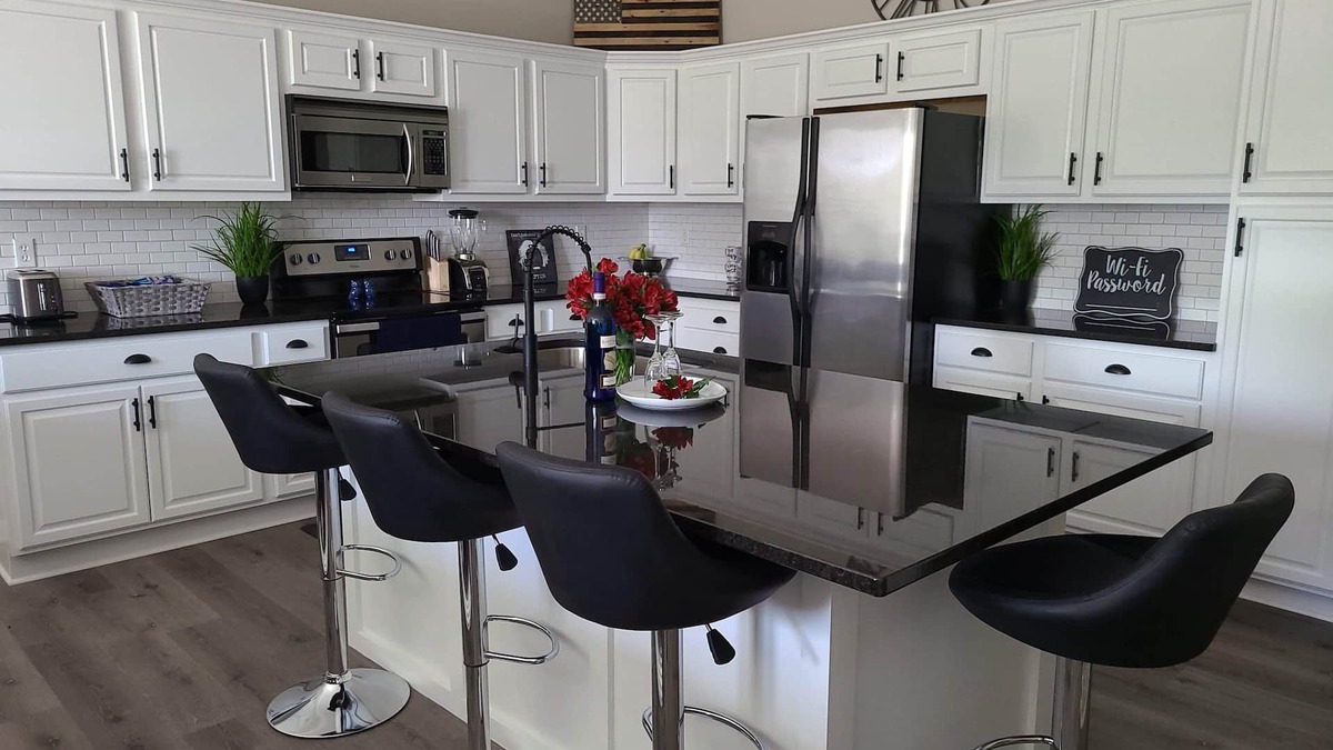 Evansville Apartment | Franklin St Loft