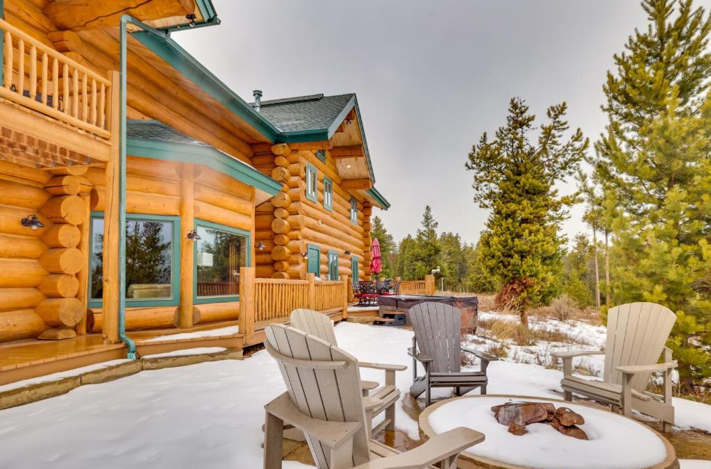 Granby House | Fraser Chalet with Hot Tub and Mountain Views