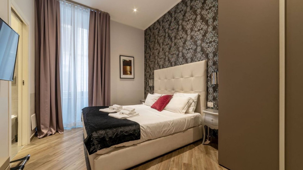 Rione IV Campo Marzio Apartment | Frattina 1 - FromHometoRome