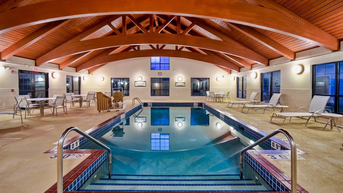 Madison Condo | Free Breakfast. Pool + Hot Tub. Near UW-Madison!
