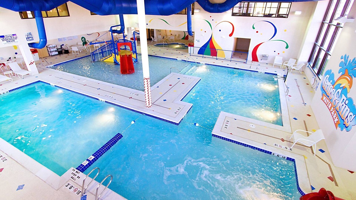 West Valley City Condo | Free Breakfast Buffet. Pool, Hot Tub