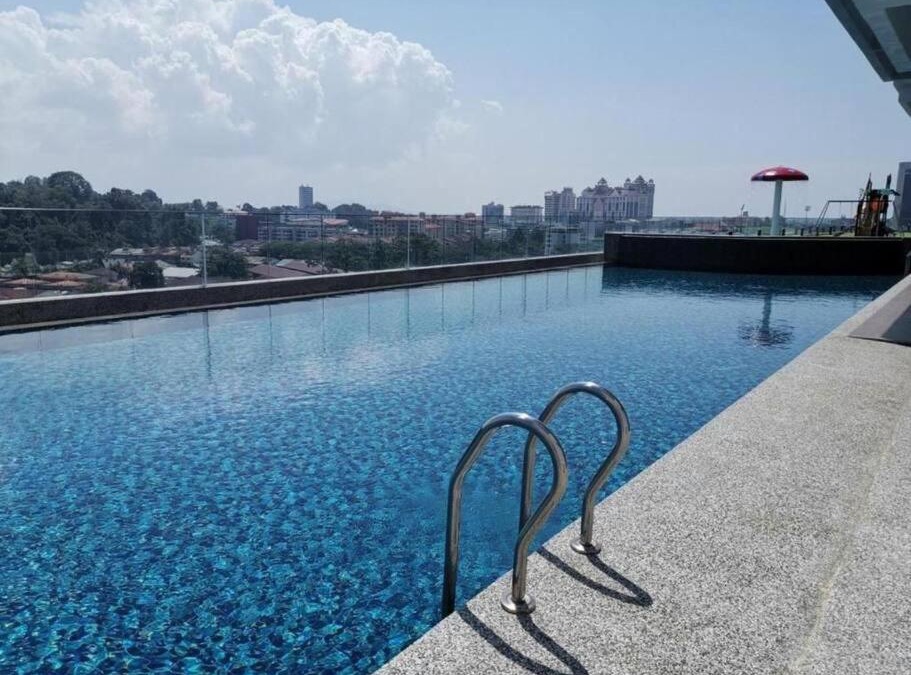 Batu Buruk Apartment | Free Netflix&WiFi Putrizarreth Skyhouse Kt Town