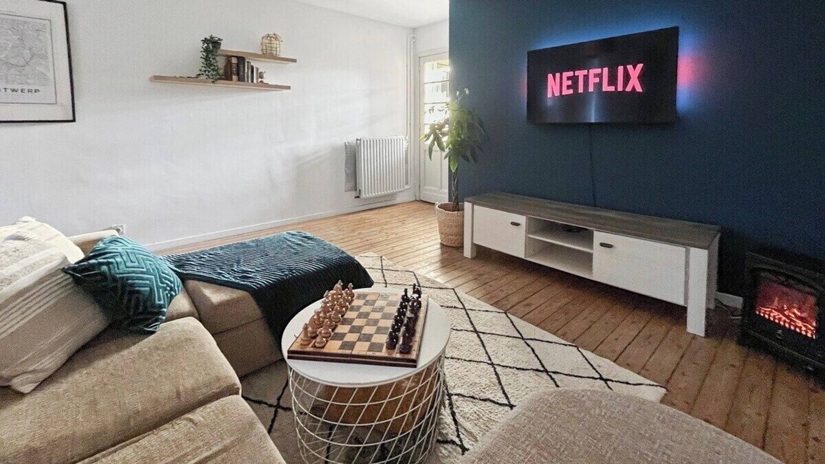 Zurenborg Apartment | FREE Parking+Bikes, 5mins to Station, w/Netflix 4K