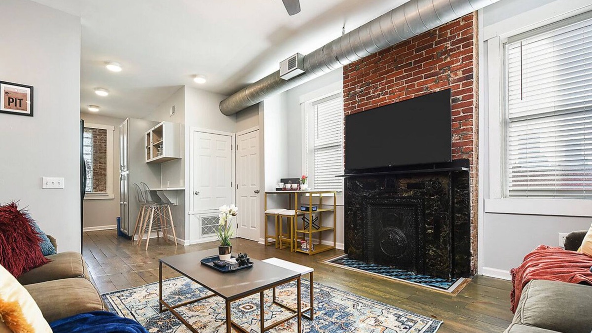 East Allegheny Apartment | Free Parking, Walk to PNC Park & Downtown Fun